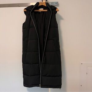 Matt & Nat Black Hooded Puffer Vest